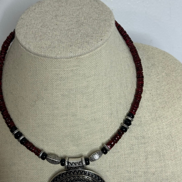 Premier Designs Red Spice BOHO Collar Pendant Necklace - Picture 3 of 6
